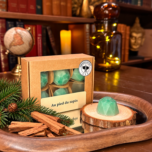 Fondants parfumés Au pied du sapin, Les Fondeurs d'Histoires, coulés à la main à Loctudy