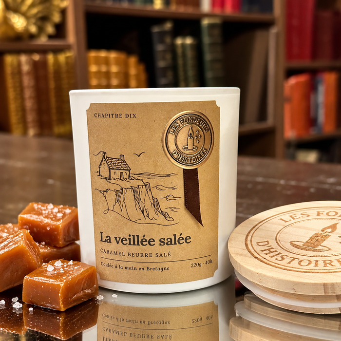La veillée salée scented candle, amber glass, kraft label and gold seal